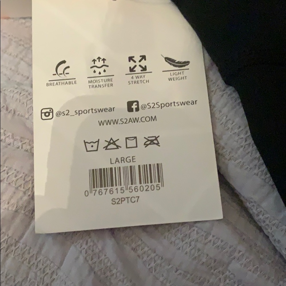 Women’s capri mesh leggings - Picture 4 of 7
